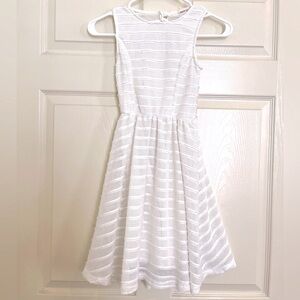 PEACH ROYAL white dress